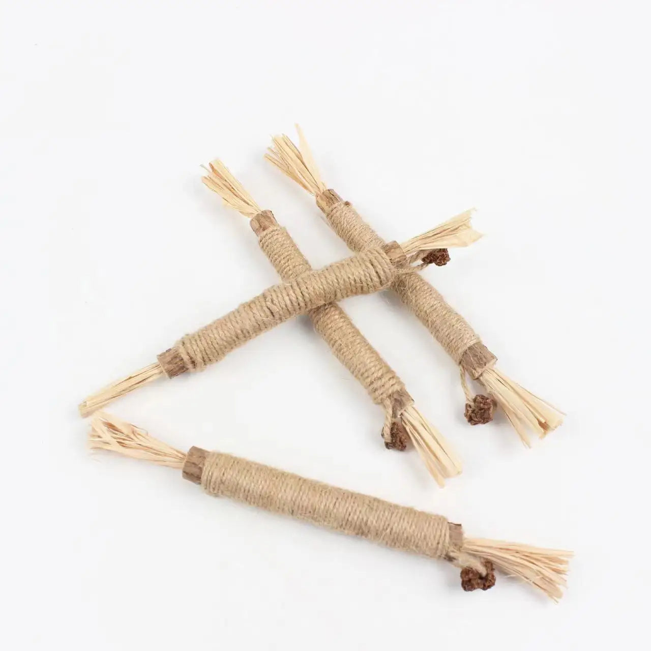 Natural Wood Cat Chew Stick — Teeth-Cleaning & Interactive Snack Toy
