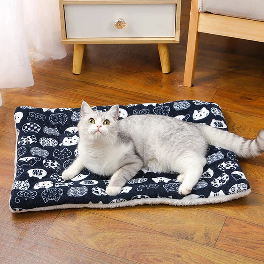 CozyFluff™ Cat Sleeping Mat — Soft, Warm & Washable